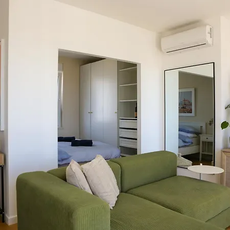 Kiki's Sea View Open With Terrace And Jacuzzi Σπλιτ