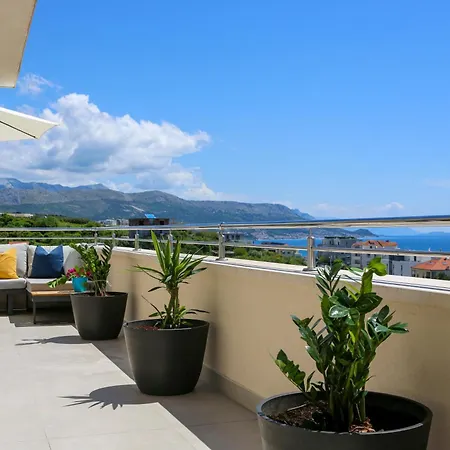 Appartement Kiki's Sea View Open With Terrace And Jacuzzi Split