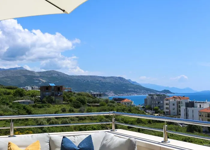 Kiki's Sea View Open With Terrace And Jacuzzi Lägenhet Split